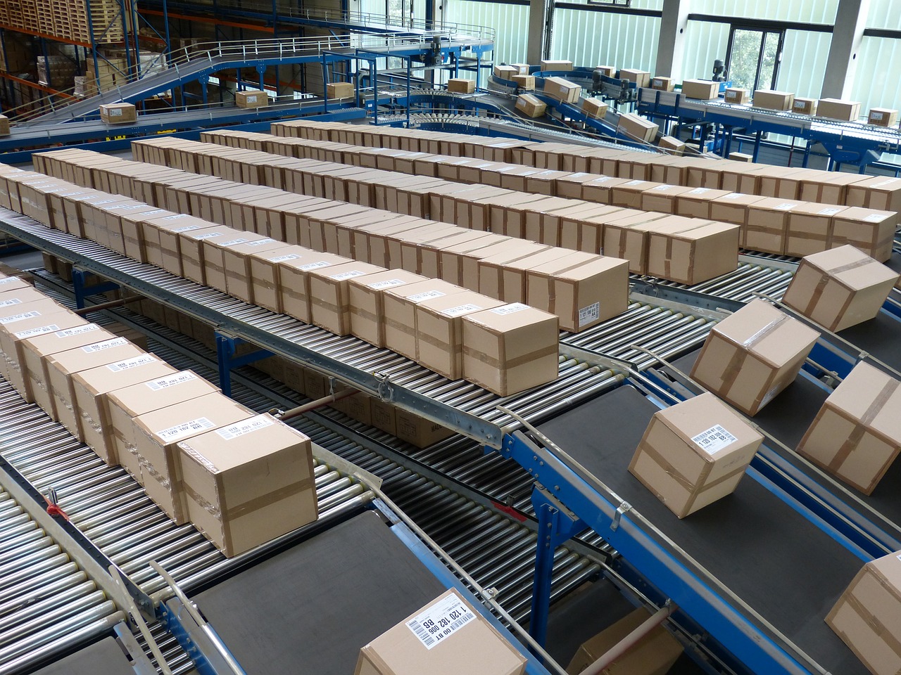 Logisticamente - Tecnico delle operazioni di magazzino - Toscana Formazione